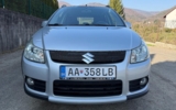 vehicle image #5