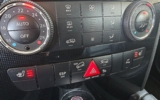 vehicle image #18