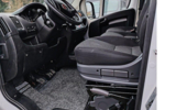 vehicle image #18