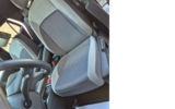 vehicle image #10