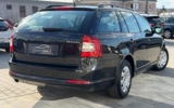 vehicle image #8