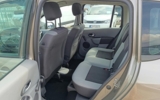 vehicle image #7