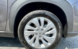 vehicle image #3