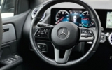 vehicle image #18