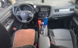 vehicle image #10