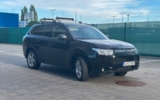 vehicle image #4