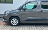 vehicle image #4