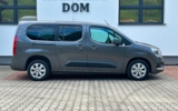 vehicle image #11