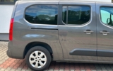 vehicle image #12