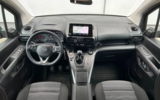 vehicle image #14