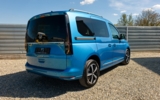 vehicle image #8