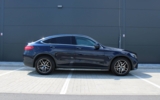 vehicle image #9