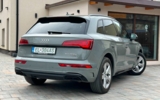 vehicle image #9
