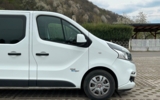 vehicle image #12
