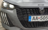 vehicle image #9