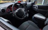 vehicle image #11