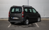 vehicle image #6