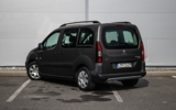 vehicle image #8