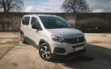 vehicle image #5