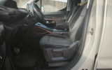 vehicle image #14