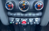 vehicle image #35