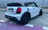 vehicle image #8