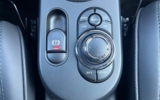 vehicle image #30