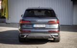 vehicle image #9