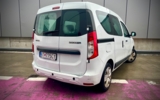 vehicle image #8