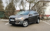 vehicle image #4