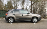 vehicle image #6