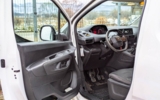 vehicle image #11