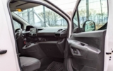 vehicle image #13