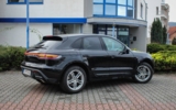 vehicle image #9
