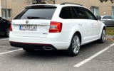vehicle image #6