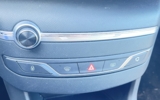 vehicle image #28