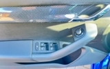 vehicle image #18