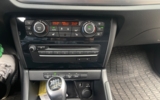 vehicle image #18