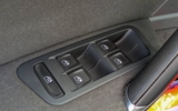 vehicle image #30