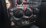 vehicle image #25