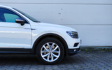 vehicle image #8
