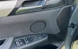vehicle image #12