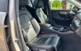 vehicle image #16