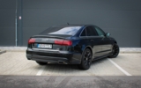 vehicle image #9