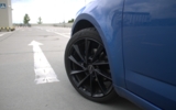 vehicle image #10