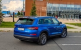 vehicle image #6