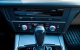 vehicle image #30