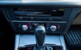 vehicle image #30