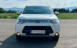 vehicle image #9