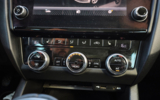 vehicle image #32